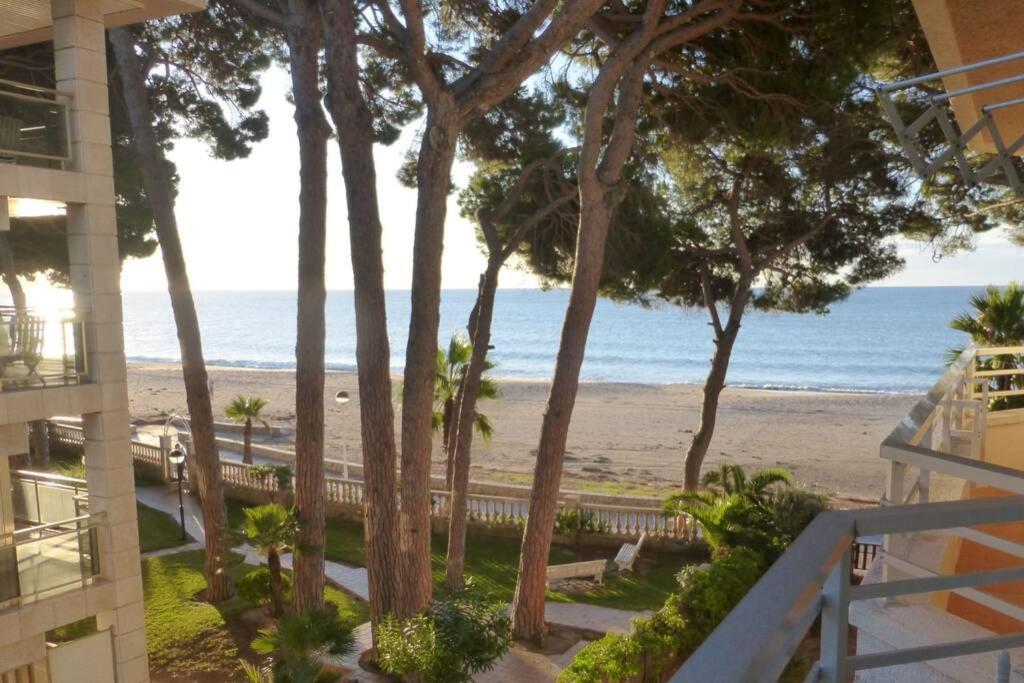 Apartamento A 1ª Linea De Mar, Vilafortuny Камбрильс Экстерьер фото