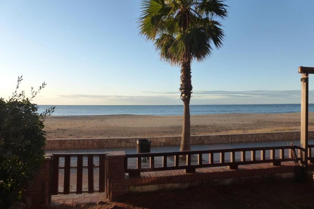 Apartamento A 1ª Linea De Mar, Vilafortuny Камбрильс Экстерьер фото
